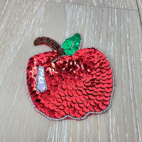 Vintage Sequin Apple Pin Embellishment Red - Picture 6 of 6